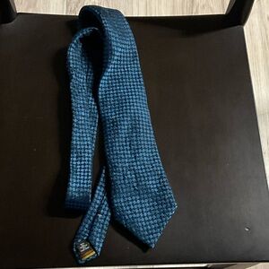 BCBG Paris Teal Blue Geometric Textured Tie